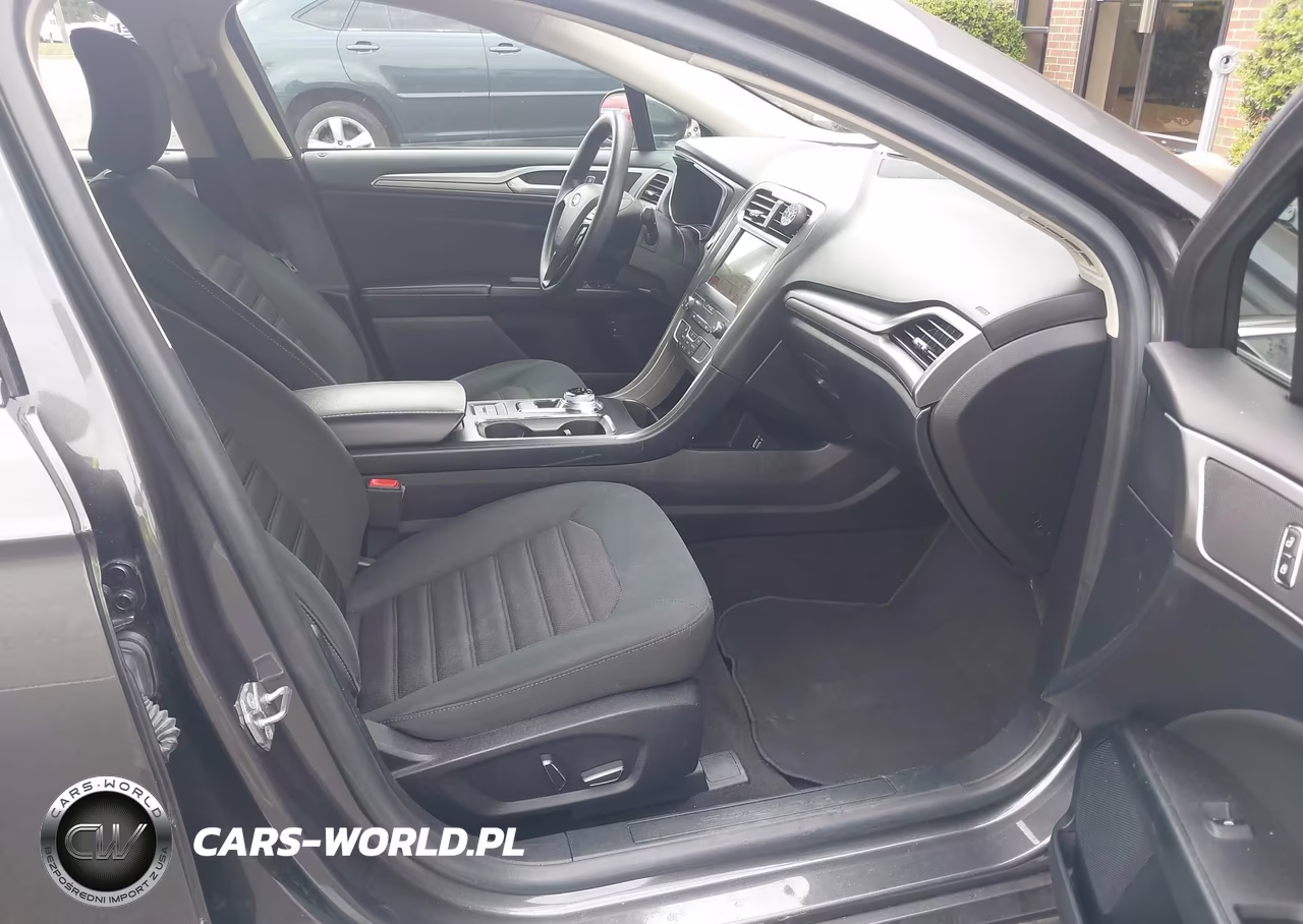 2019 Ford Fusion Hybrid Se VIN:3FA6P0LU7KR211483 - 5