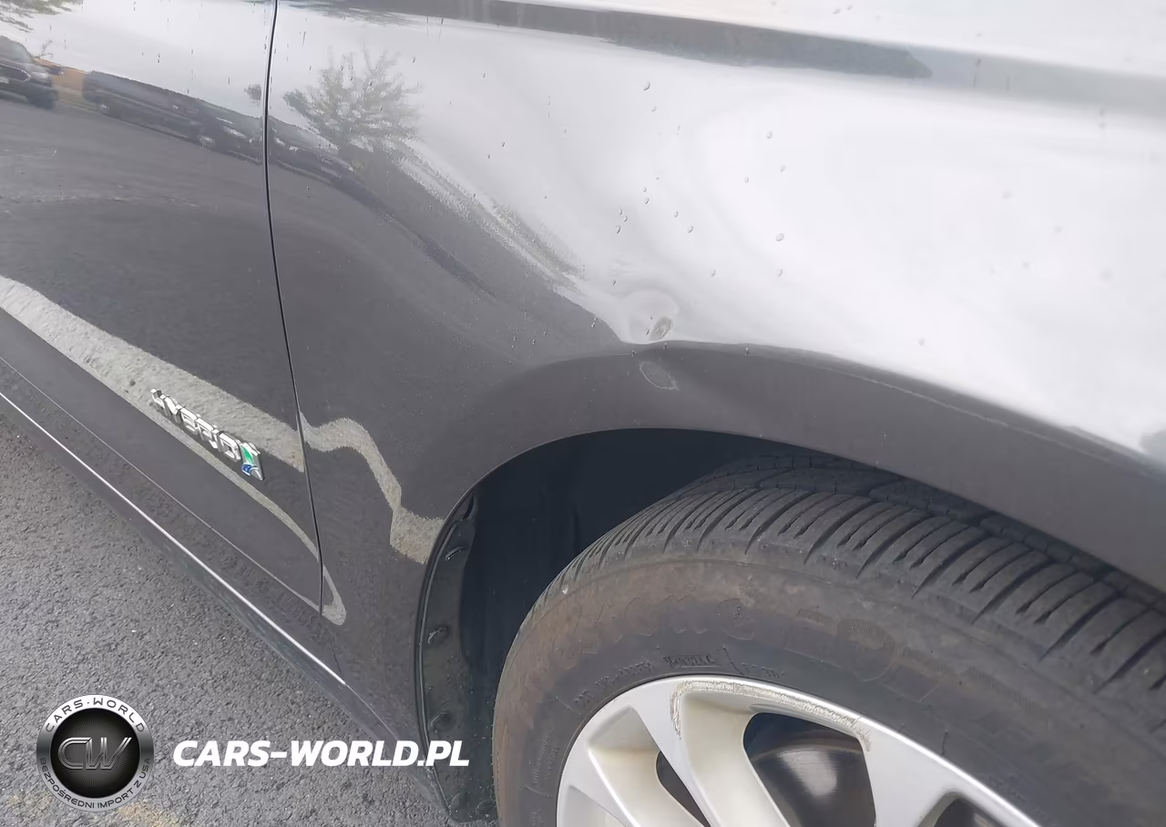 2019 Ford Fusion Hybrid Se VIN:3FA6P0LU7KR211483 - 6