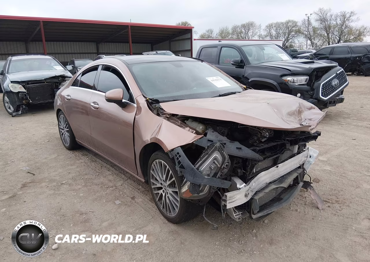 2023 Mercedes-Benz Cla 250 Coupe 4Matic – zdjęcie 1 z 10