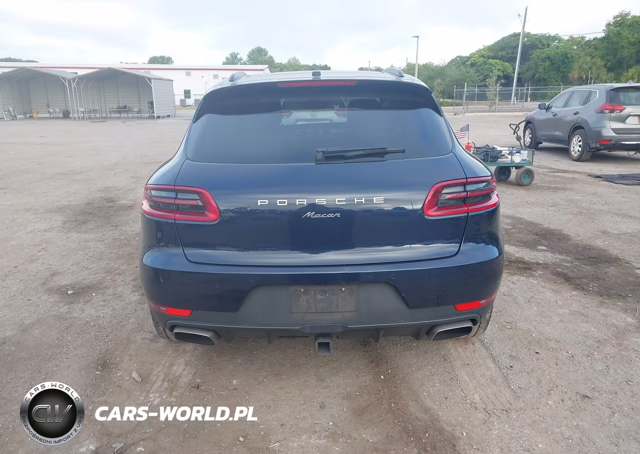 2018 Porsche Macan Sport Edition VIN:WP1AA2A50JLB15493 - 16