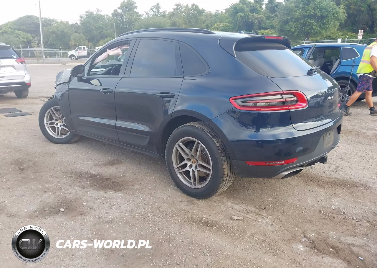 2018 Porsche Macan Sport Edition VIN:WP1AA2A50JLB15493 - 3