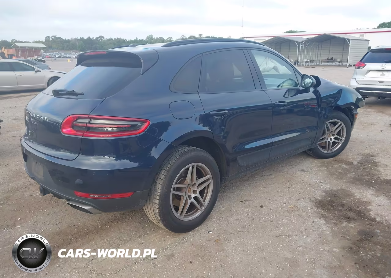 2018 Porsche Macan Sport Edition VIN:WP1AA2A50JLB15493 - 4