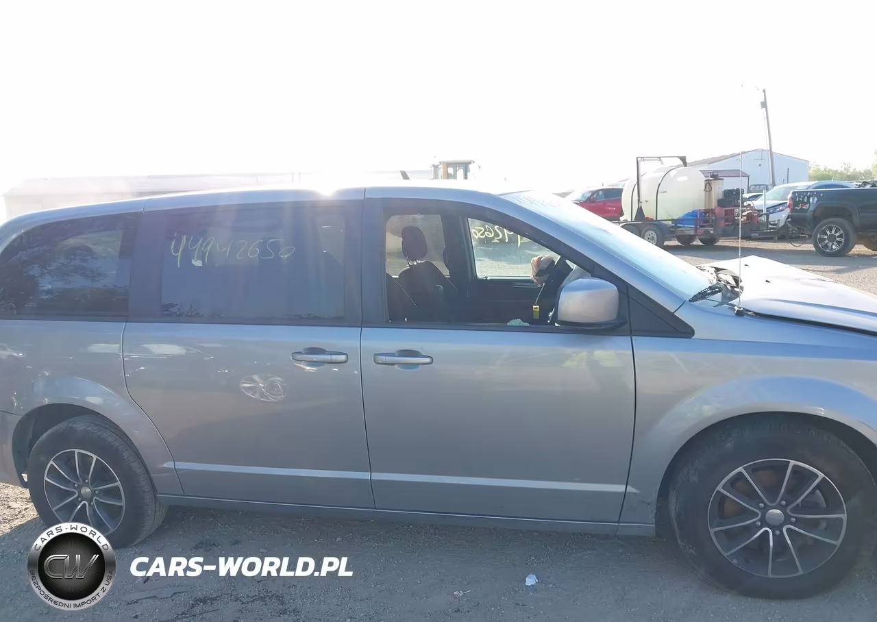 2018 Dodge Grand Caravan Se Plus VIN:2C4RDGBG7JR200752 - 13