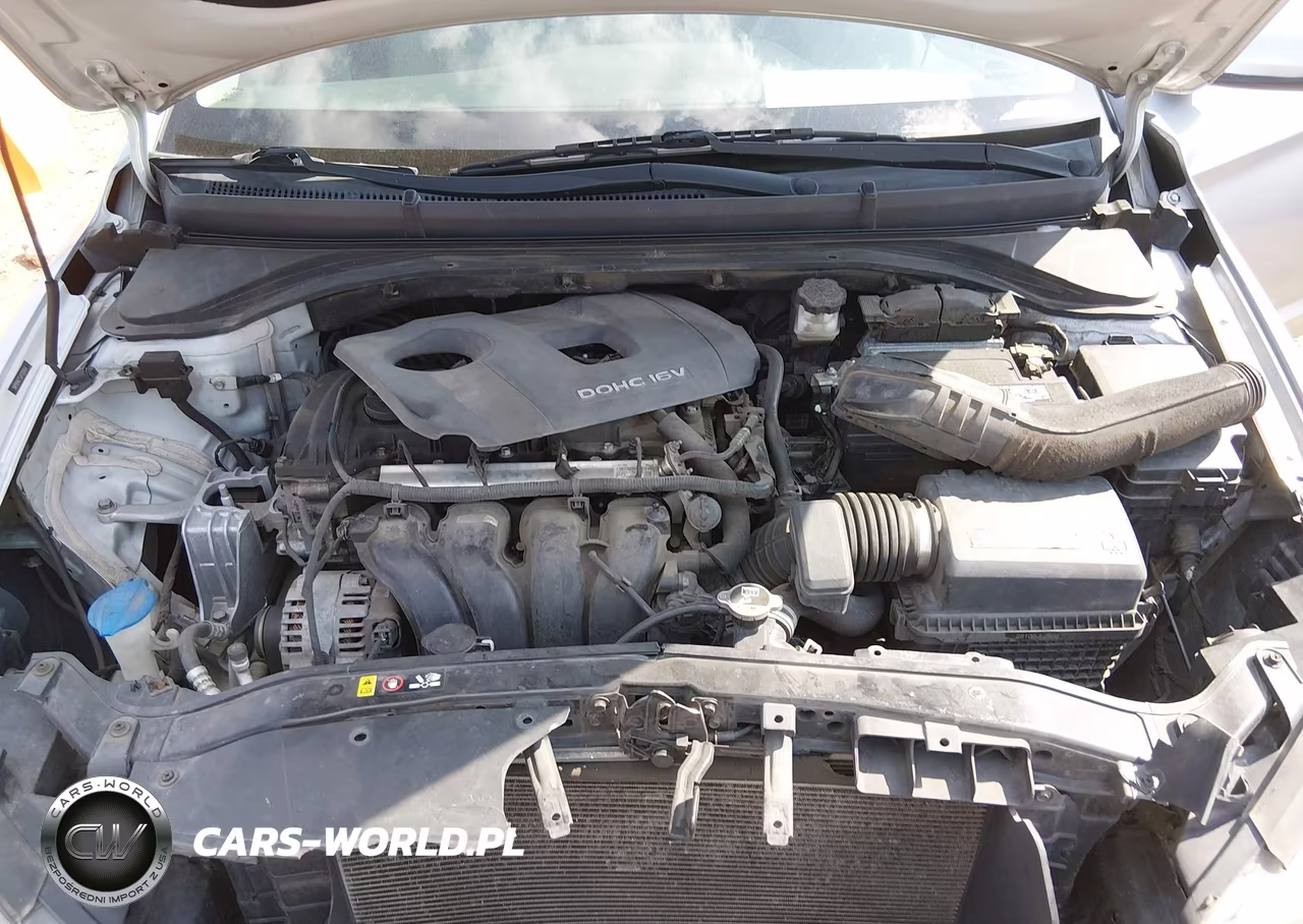 2018 Hyundai Elantra Sel VIN:5NPD84LF5JH302664 - 10