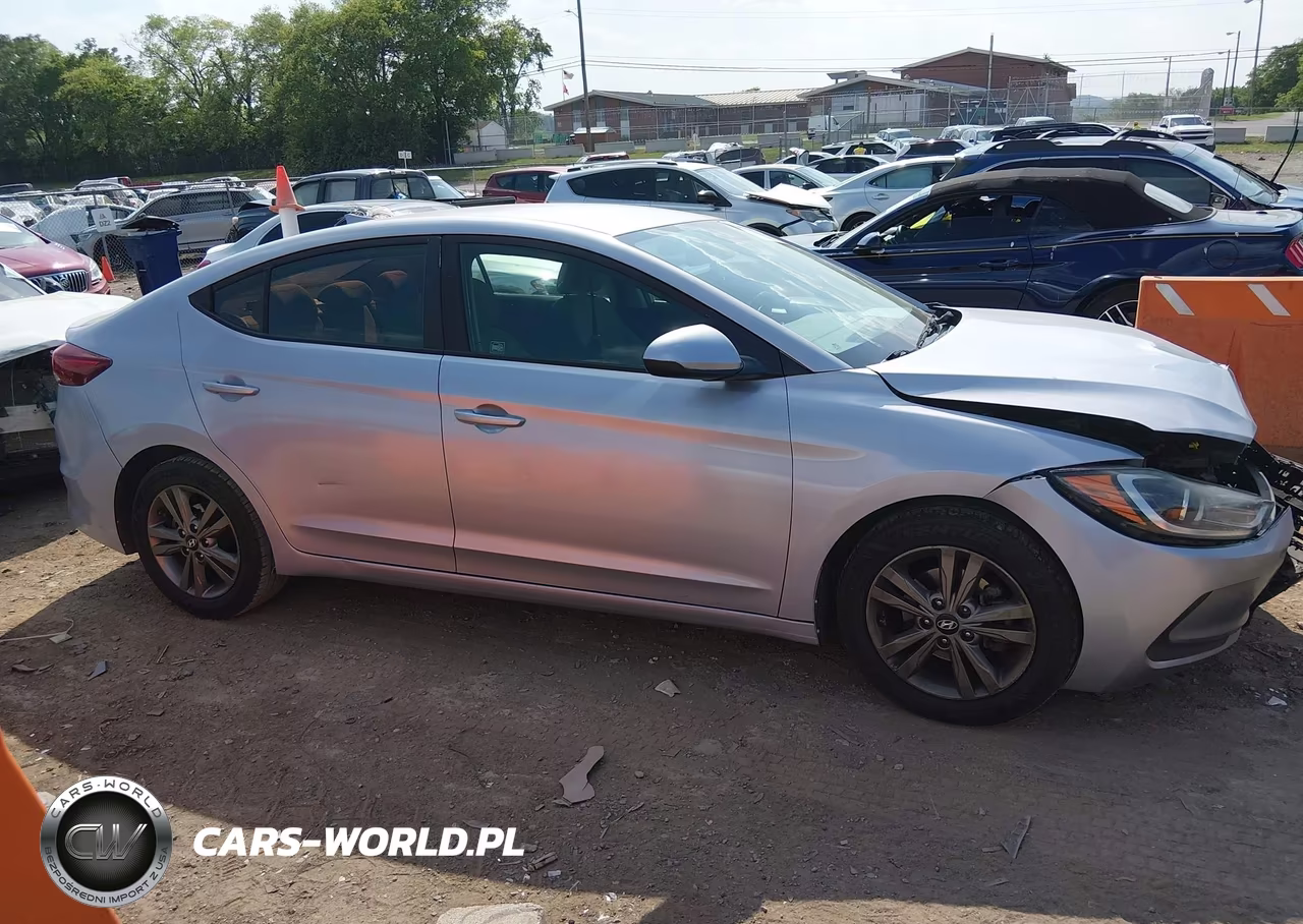 2018 Hyundai Elantra Sel VIN:5NPD84LF5JH302664 - 14
