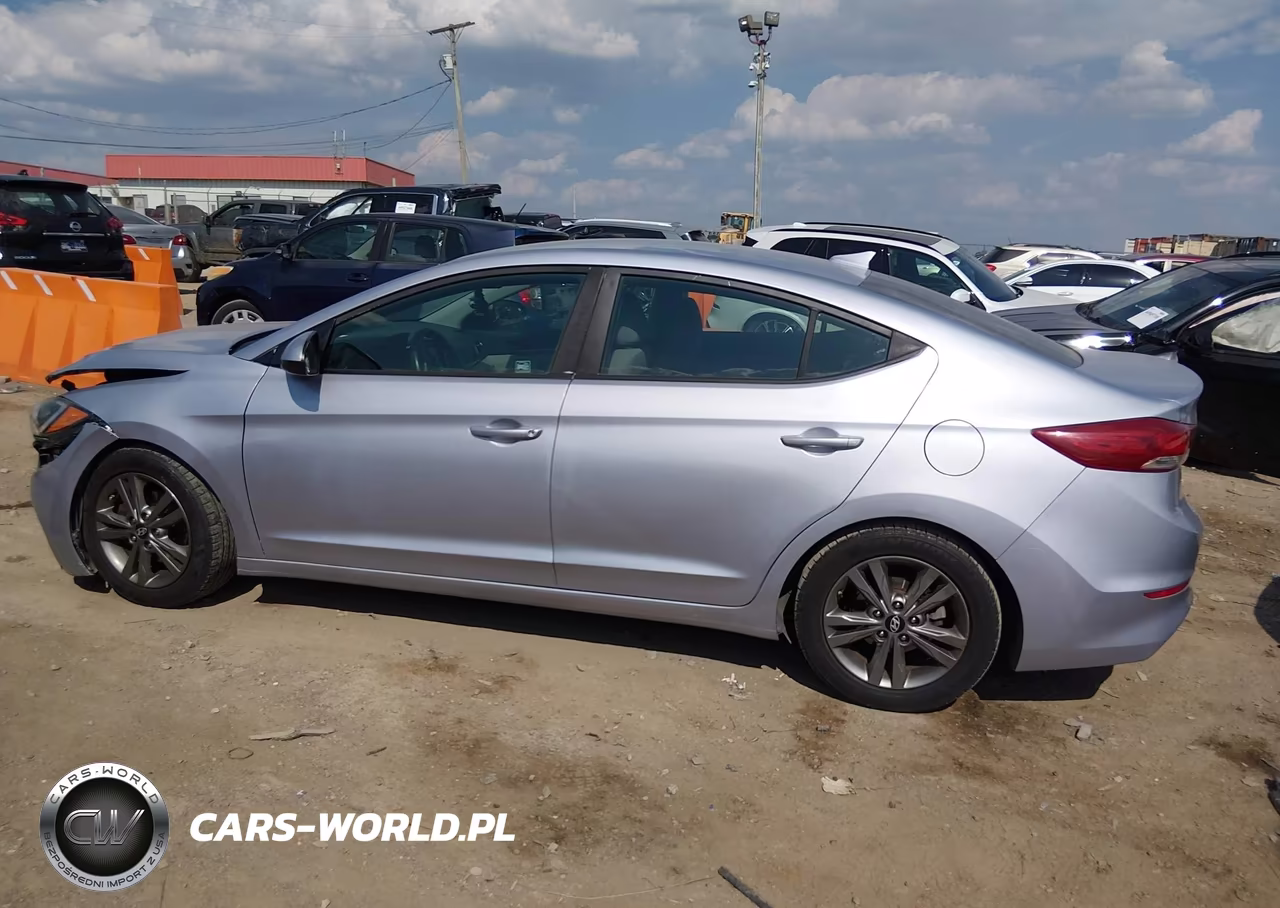 2018 Hyundai Elantra Sel VIN:5NPD84LF5JH302664 - 15