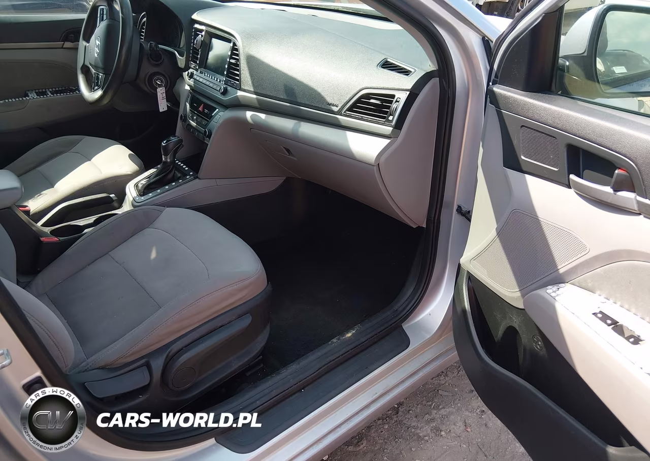 2018 Hyundai Elantra Sel VIN:5NPD84LF5JH302664 - 5