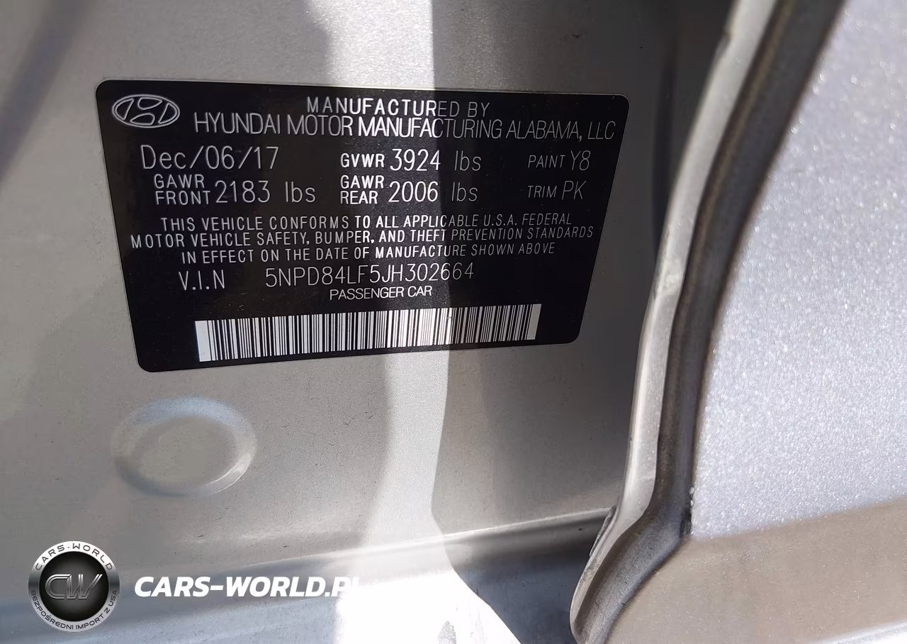 2018 Hyundai Elantra Sel VIN:5NPD84LF5JH302664 - 9