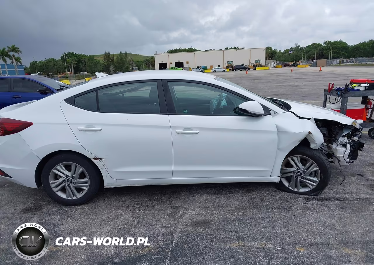 2020 Hyundai Elantra Sel VIN:5NPD84LF2LH623144 - 14