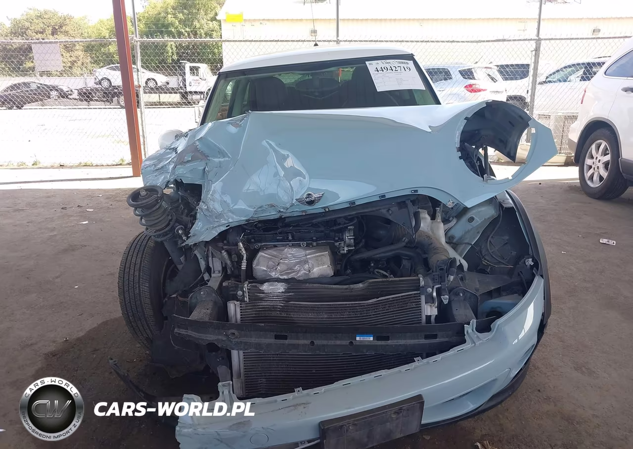 2011 Mini Cooper VIN:WMWSU3C57BT253076 - 11