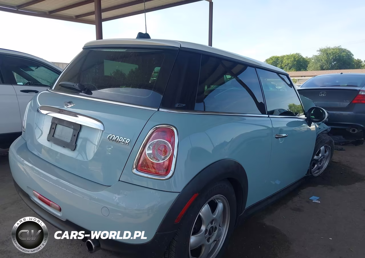 2011 Mini Cooper VIN:WMWSU3C57BT253076 - 4