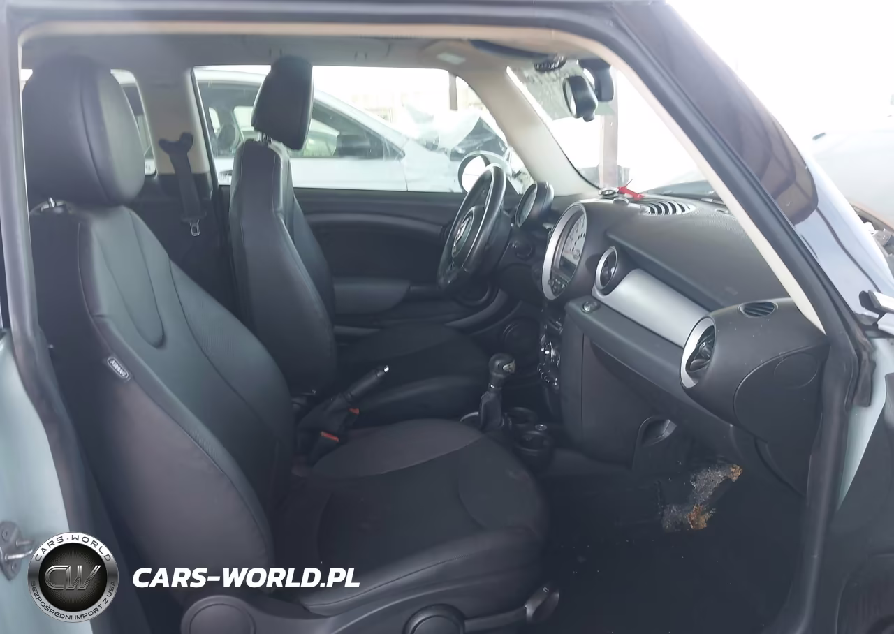 2011 Mini Cooper VIN:WMWSU3C57BT253076 - 5