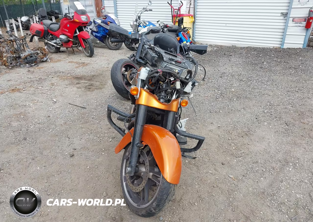 2014 Harley-Davidson Flhxs Street Glide Special VIN:1HD1KRM17EB633661 - 5