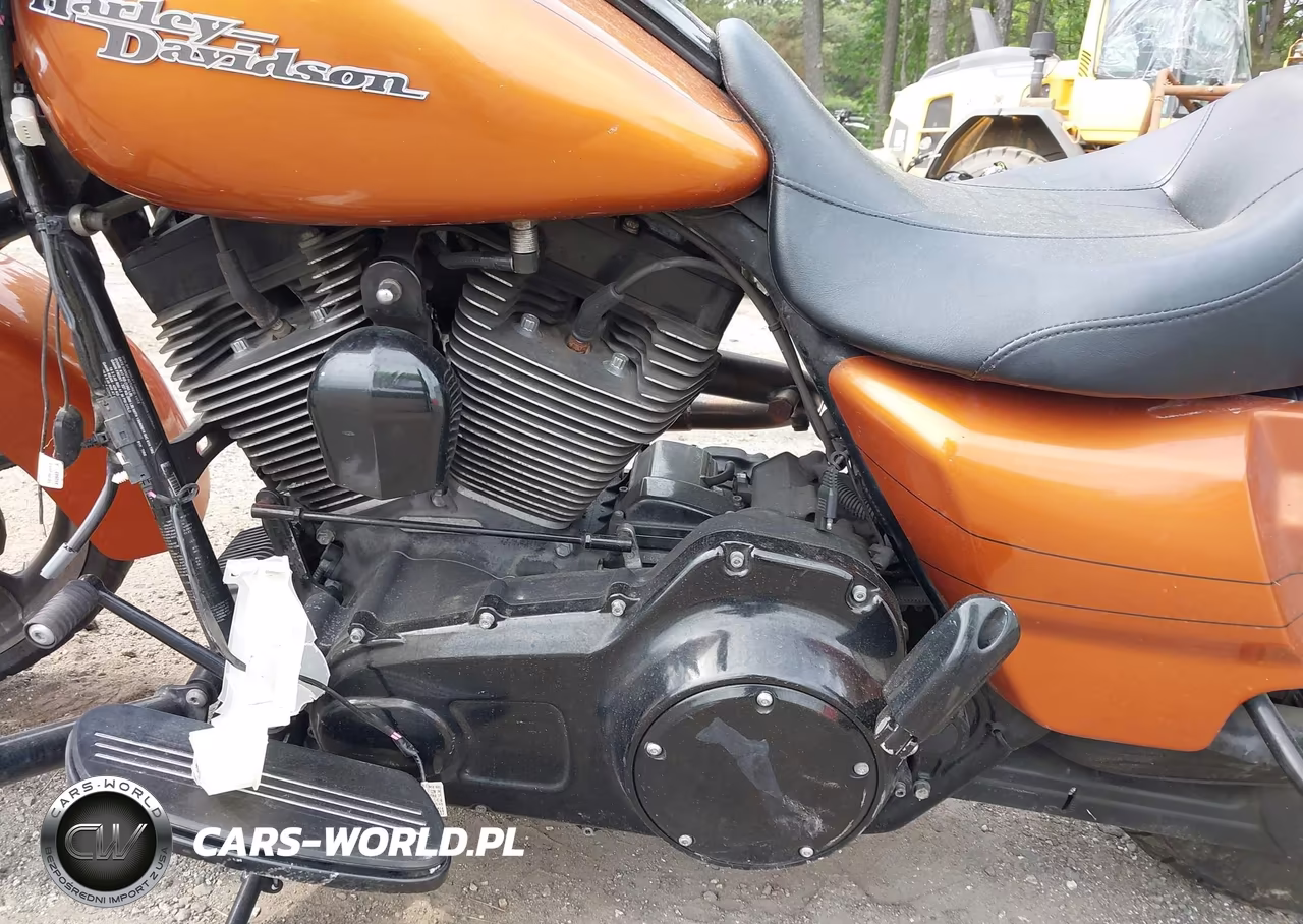 2014 Harley-Davidson Flhxs Street Glide Special VIN:1HD1KRM17EB633661 - 9
