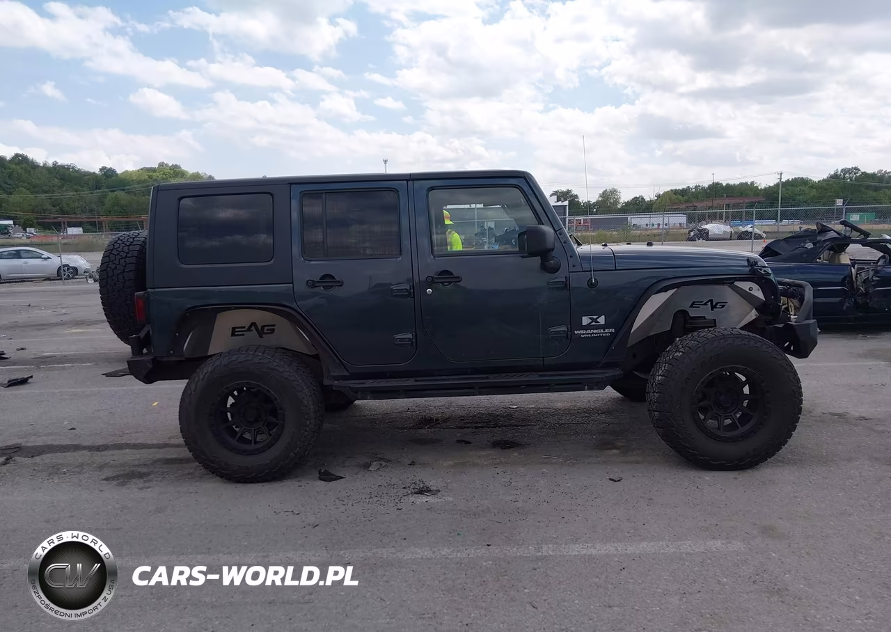 2008 Jeep Wrangler Unlimited X VIN:1J4GA39188L509024 - 13