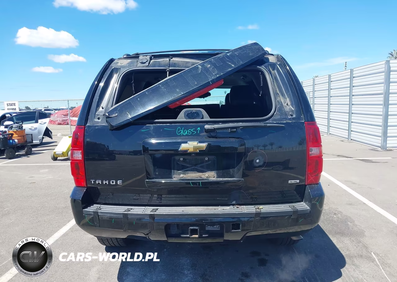 2013 Chevrolet Tahoe Ls VIN:1GNSCAE0XDR104728 - 17