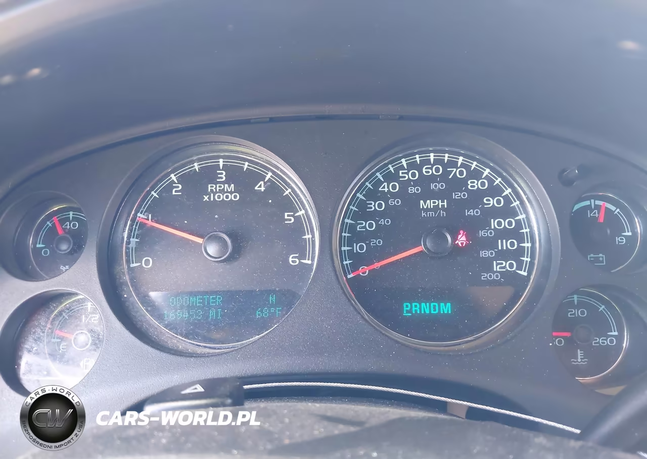 2013 Chevrolet Tahoe Ls VIN:1GNSCAE0XDR104728 - 7