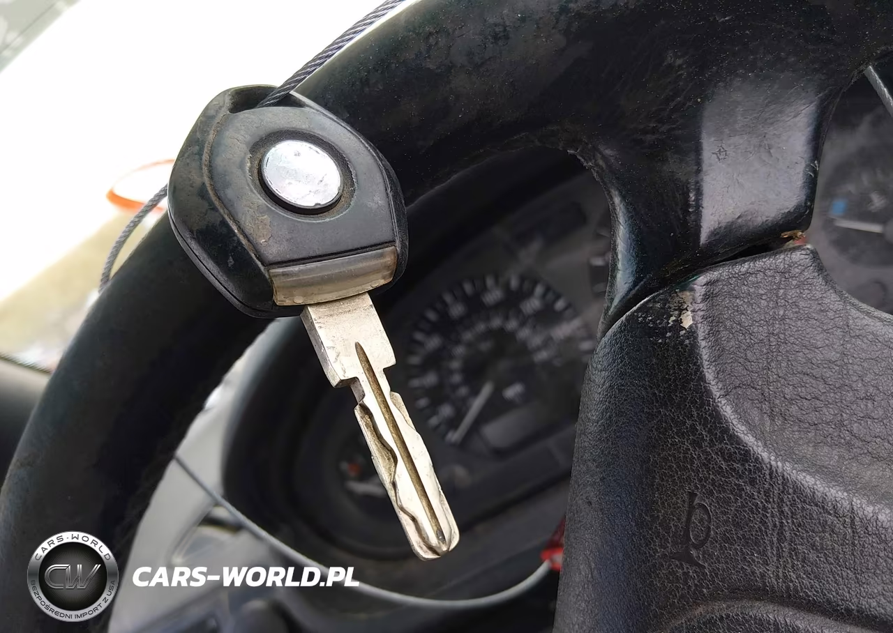 1997 BMW Z3 1.9L Roadster VIN:4USCH7329VLB82537 - 11