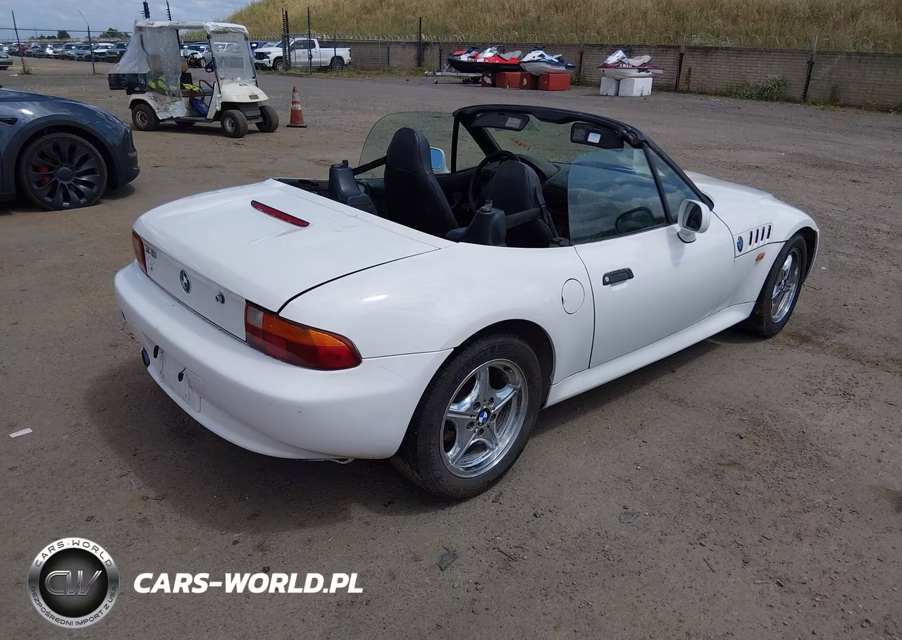 1997 BMW Z3 1.9L Roadster VIN:4USCH7329VLB82537 - 4