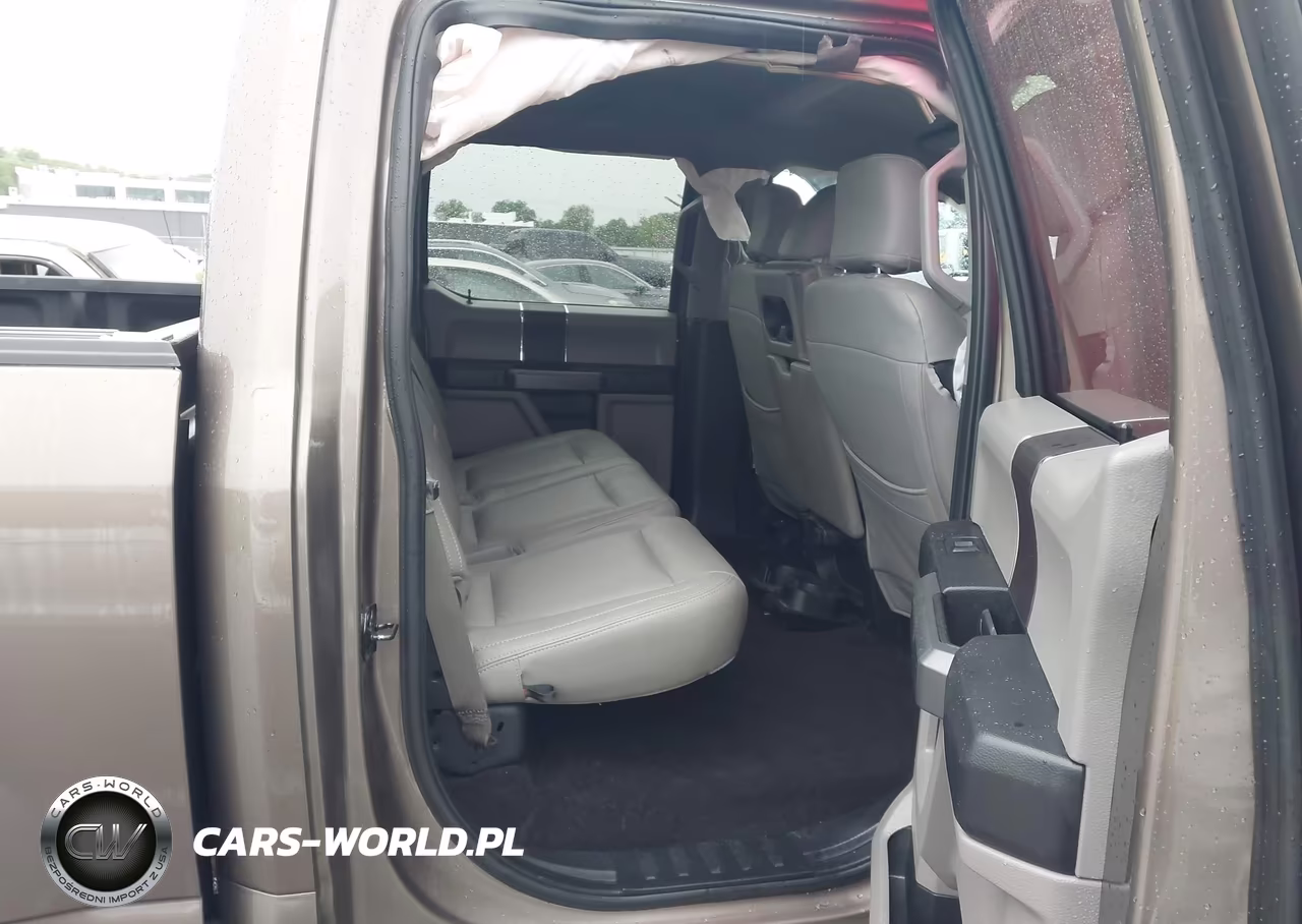 2019 Ford F-150 Xlt VIN:1FTEW1E44KKC53156 - 8
