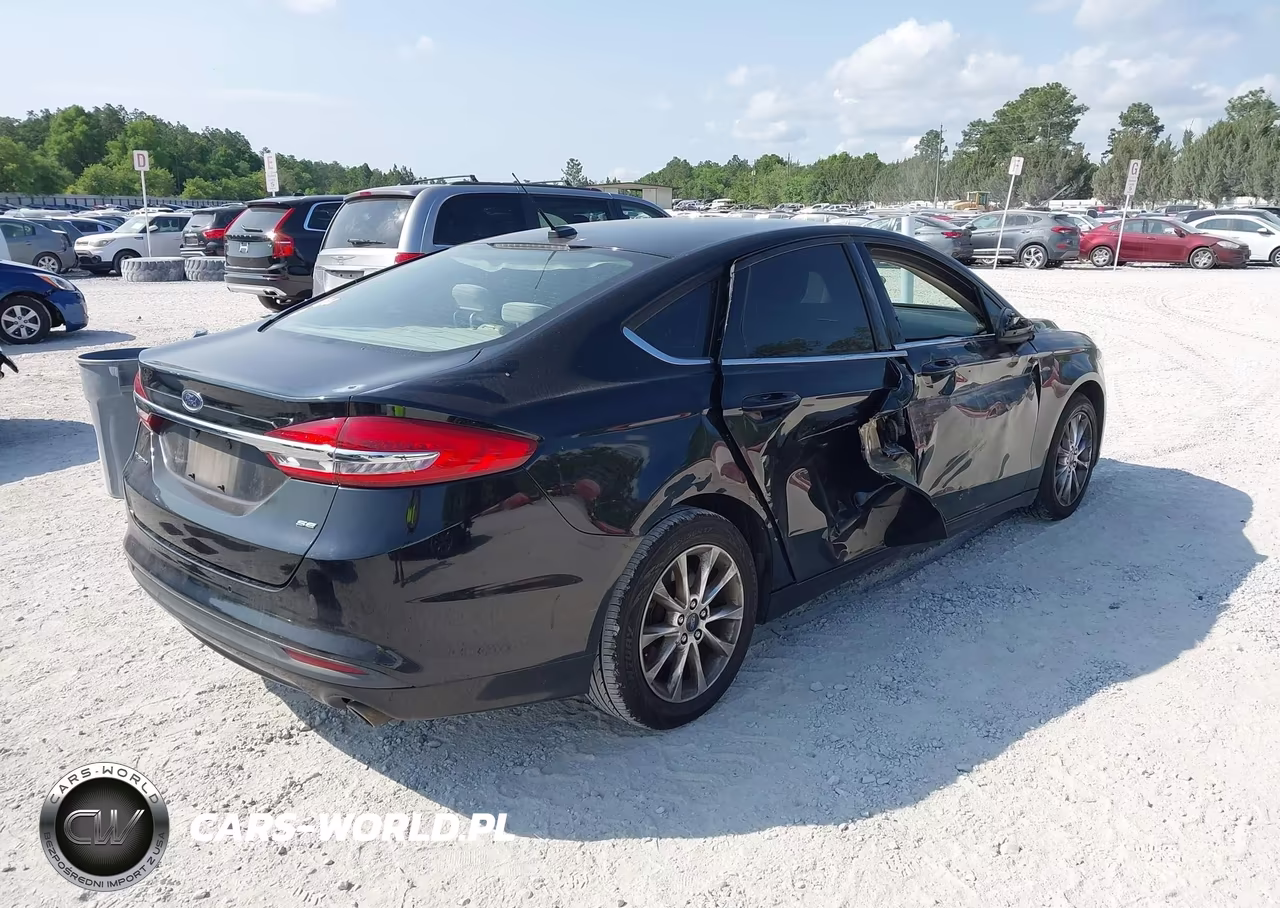 2017 Ford Fusion Se VIN:3FA6P0H77HR193207 - 4