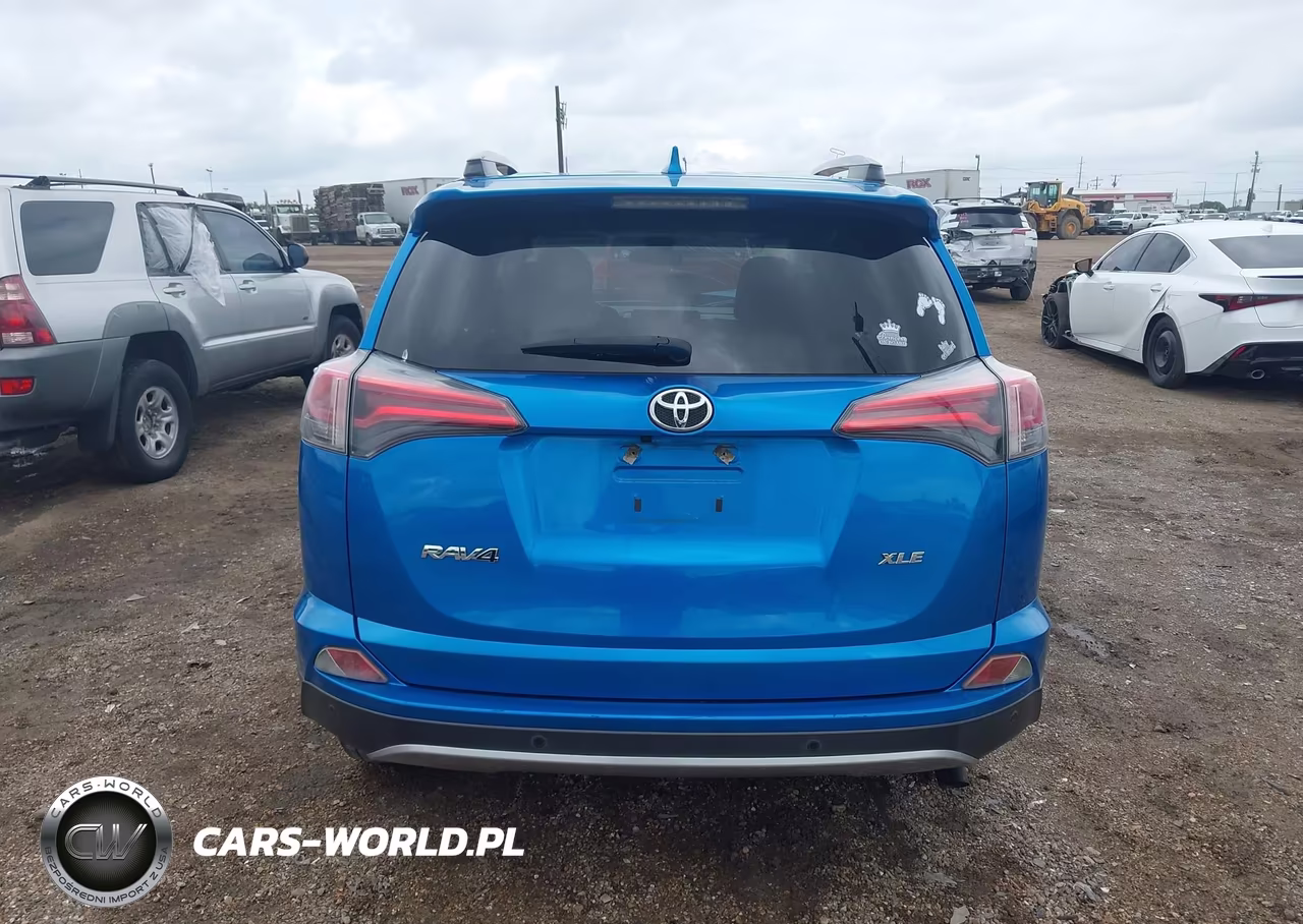 2018 Toyota Rav4 Xle VIN:JTMWFREV7JJ166481 - 17