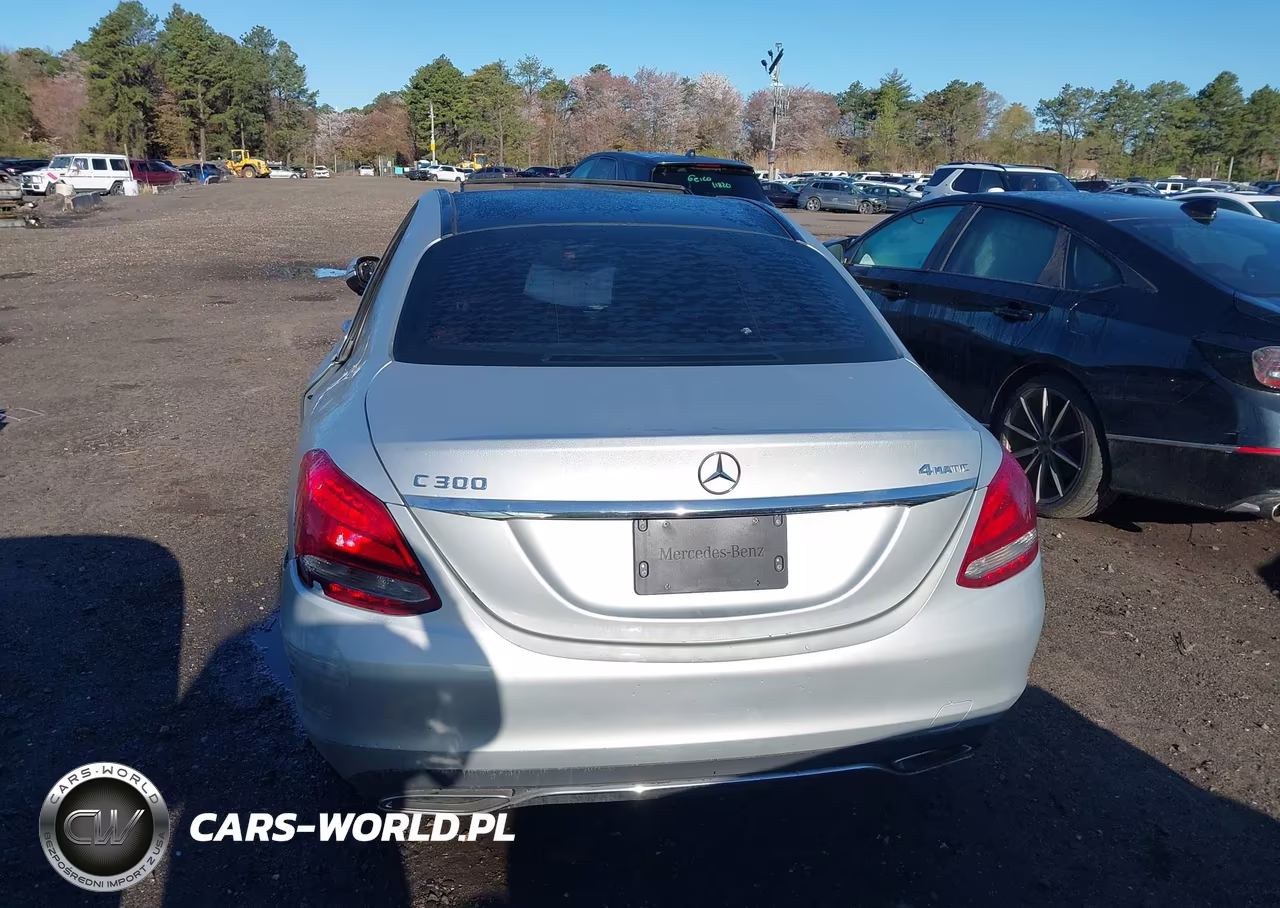 2018 Mercedes-Benz C 300 4Matic VIN:WDDWF4KB7JR327965 - 16