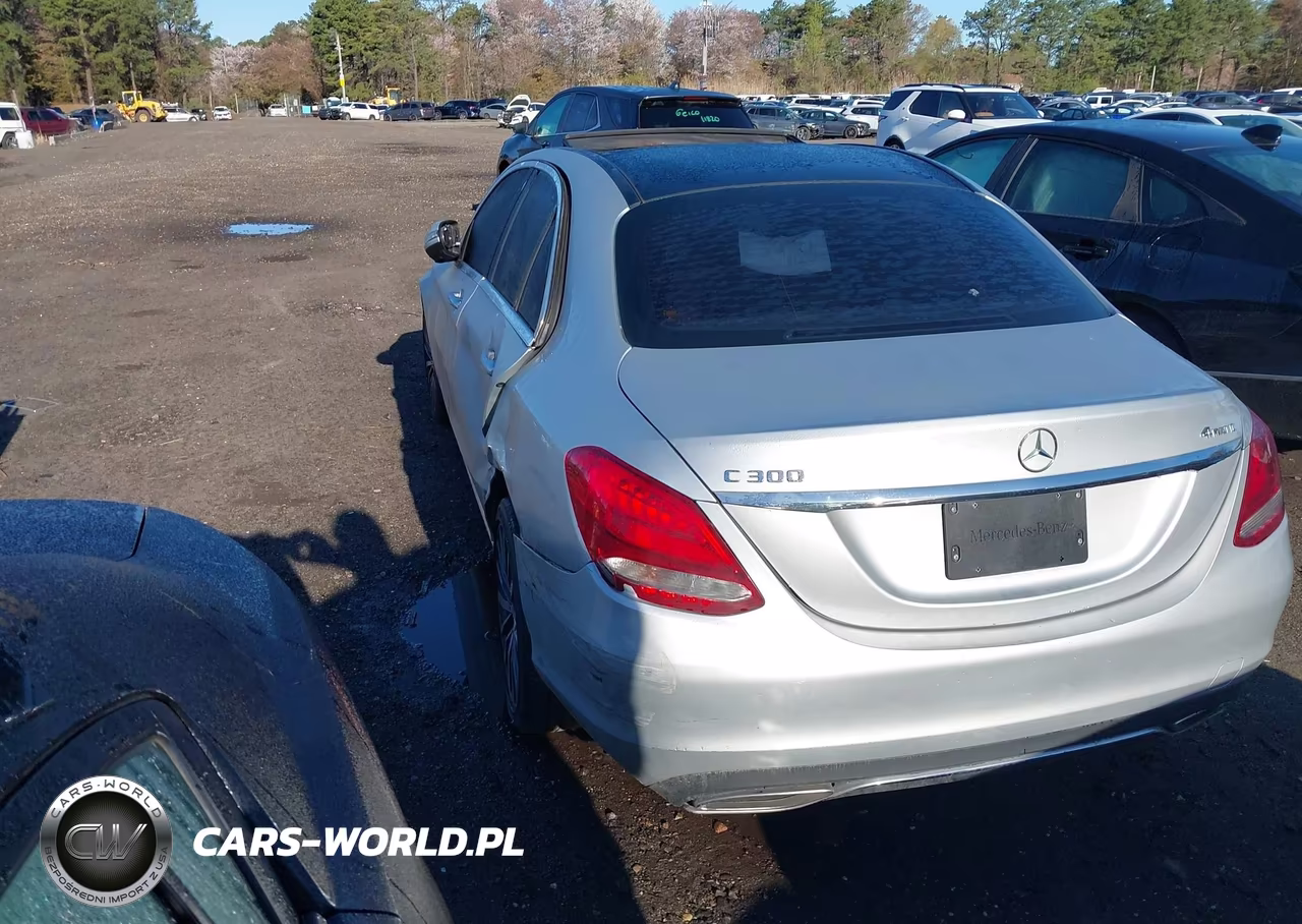 2018 Mercedes-Benz C 300 4Matic VIN:WDDWF4KB7JR327965 - 3