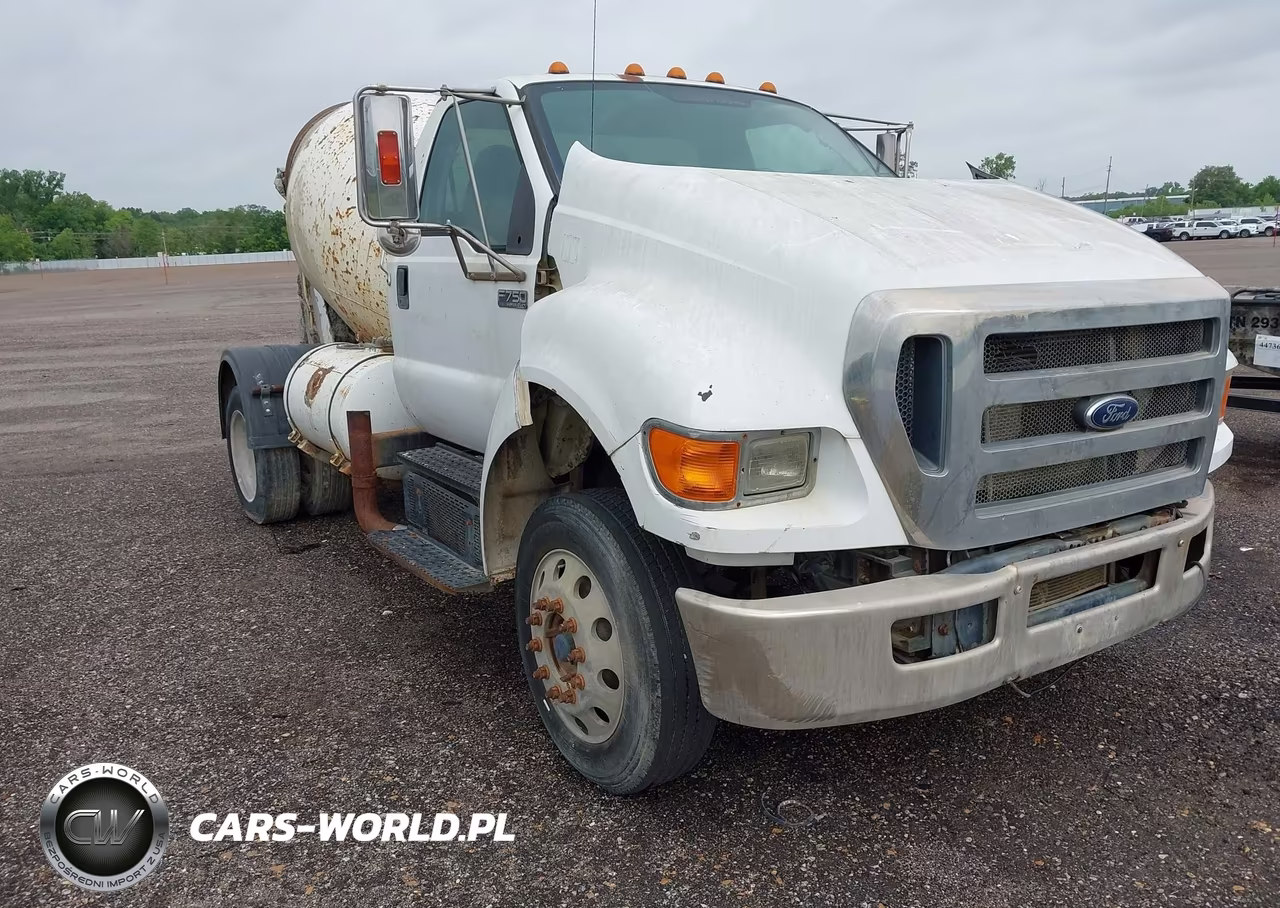 2013 Ford F-750 Xl-Xlt