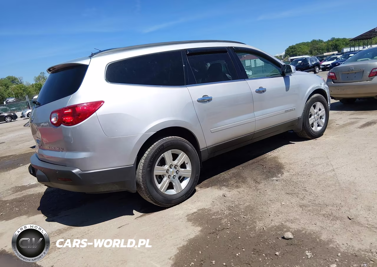 2009 Chevrolet Traverse Lt VIN:1GNEV23D79S114216 - 4