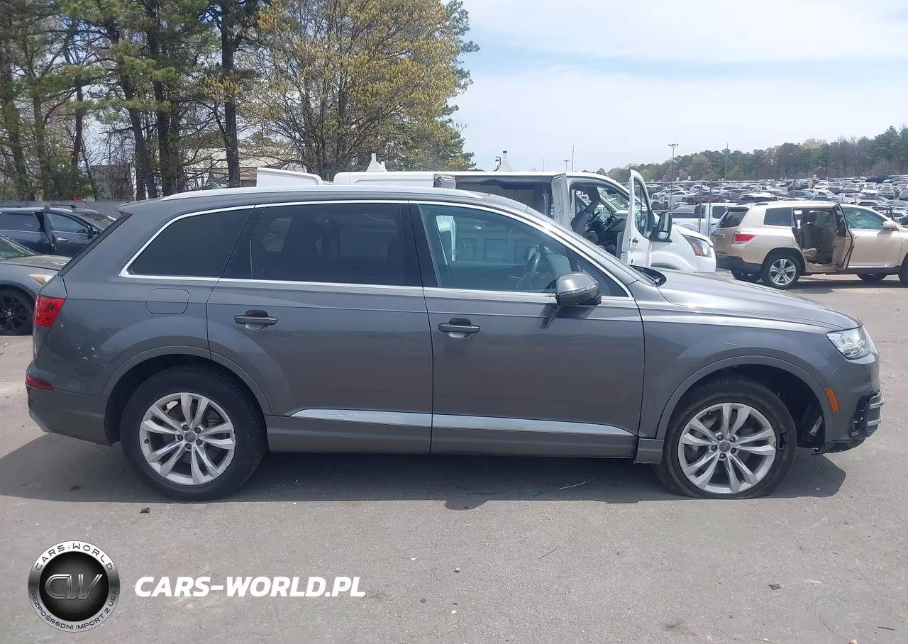 2019 Audi Q7 55 Premium-55 Se Premium VIN:WA1LAAF78KD002007 - 13