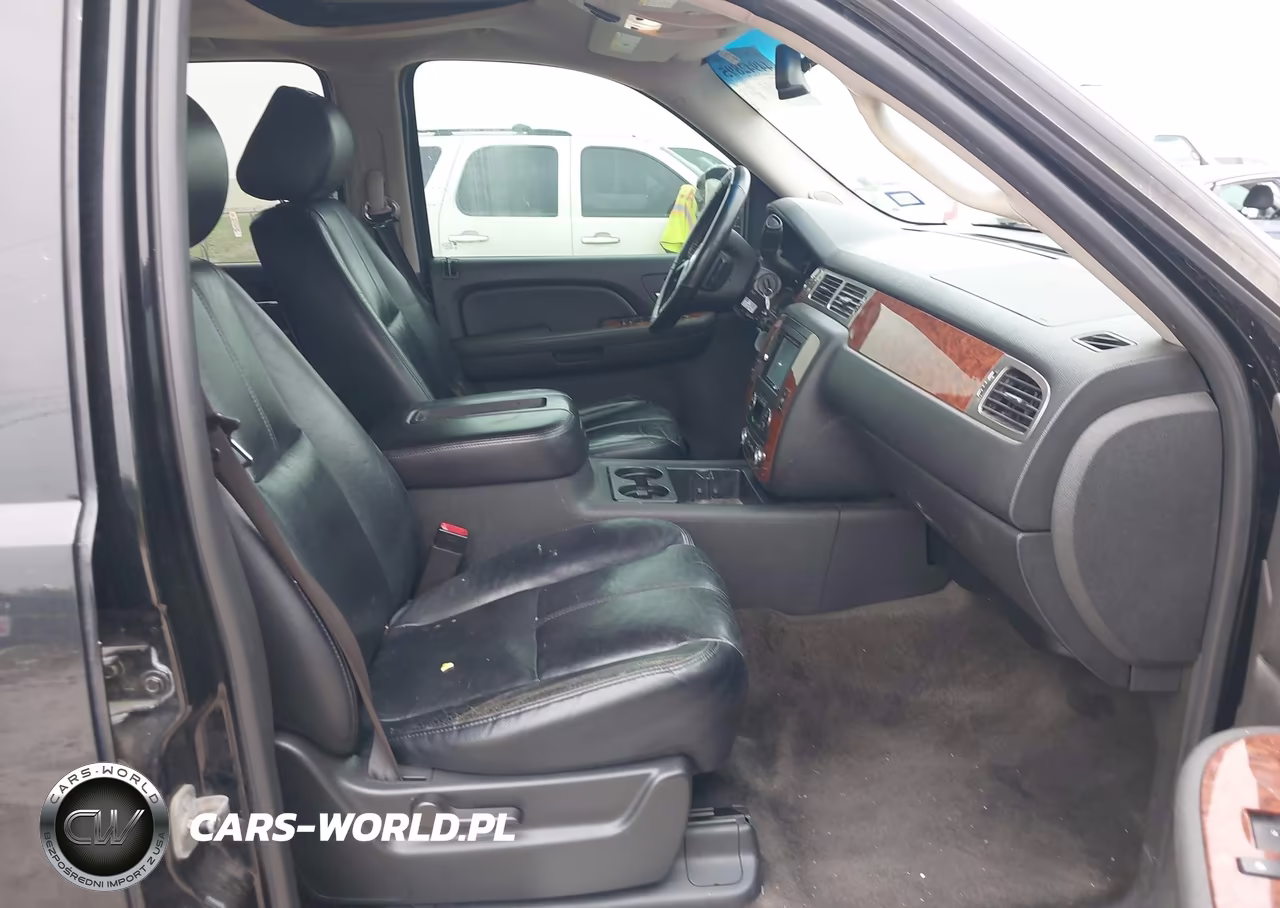2007 Chevrolet Tahoe Lt VIN:1GNFK130X7J339303 - 5