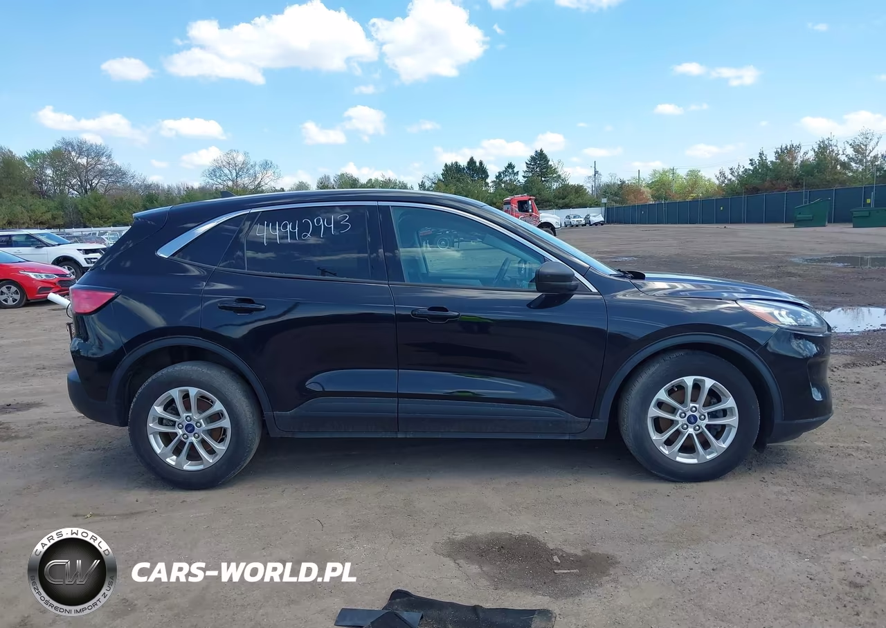 2022 Ford Escape Se VIN:1FMCU0G61NUA22032 - 13
