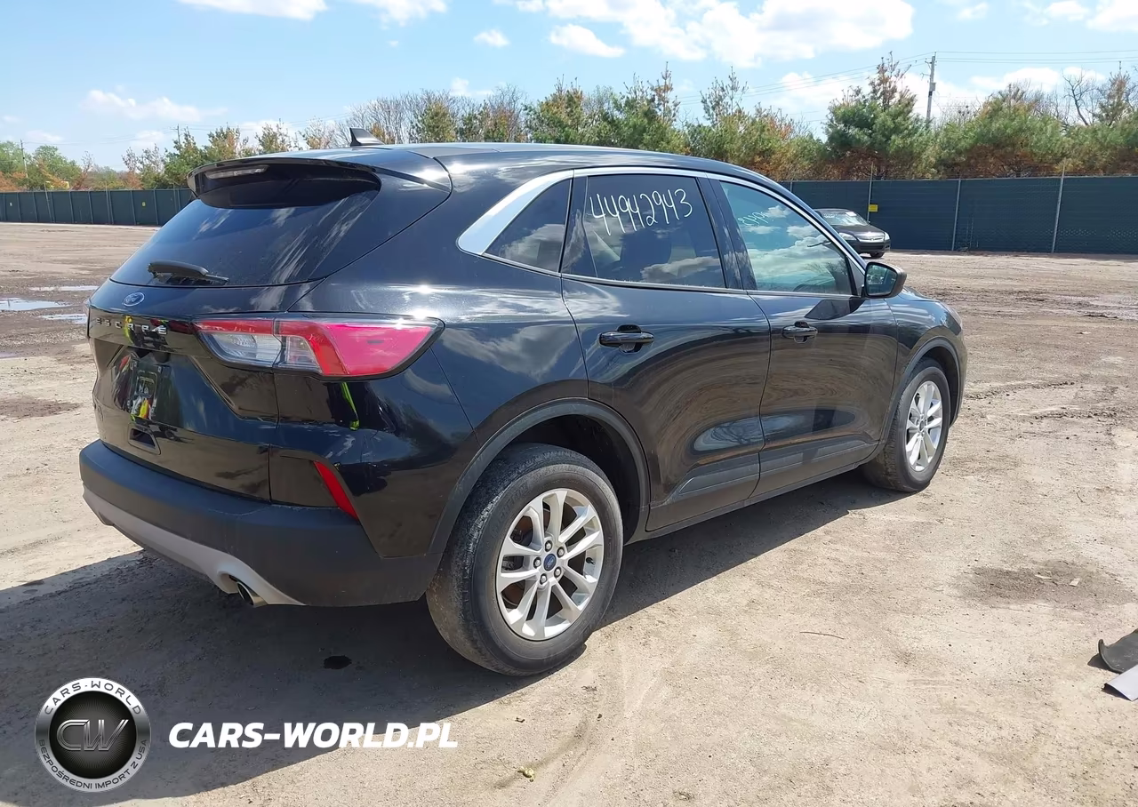 2022 Ford Escape Se VIN:1FMCU0G61NUA22032 - 4
