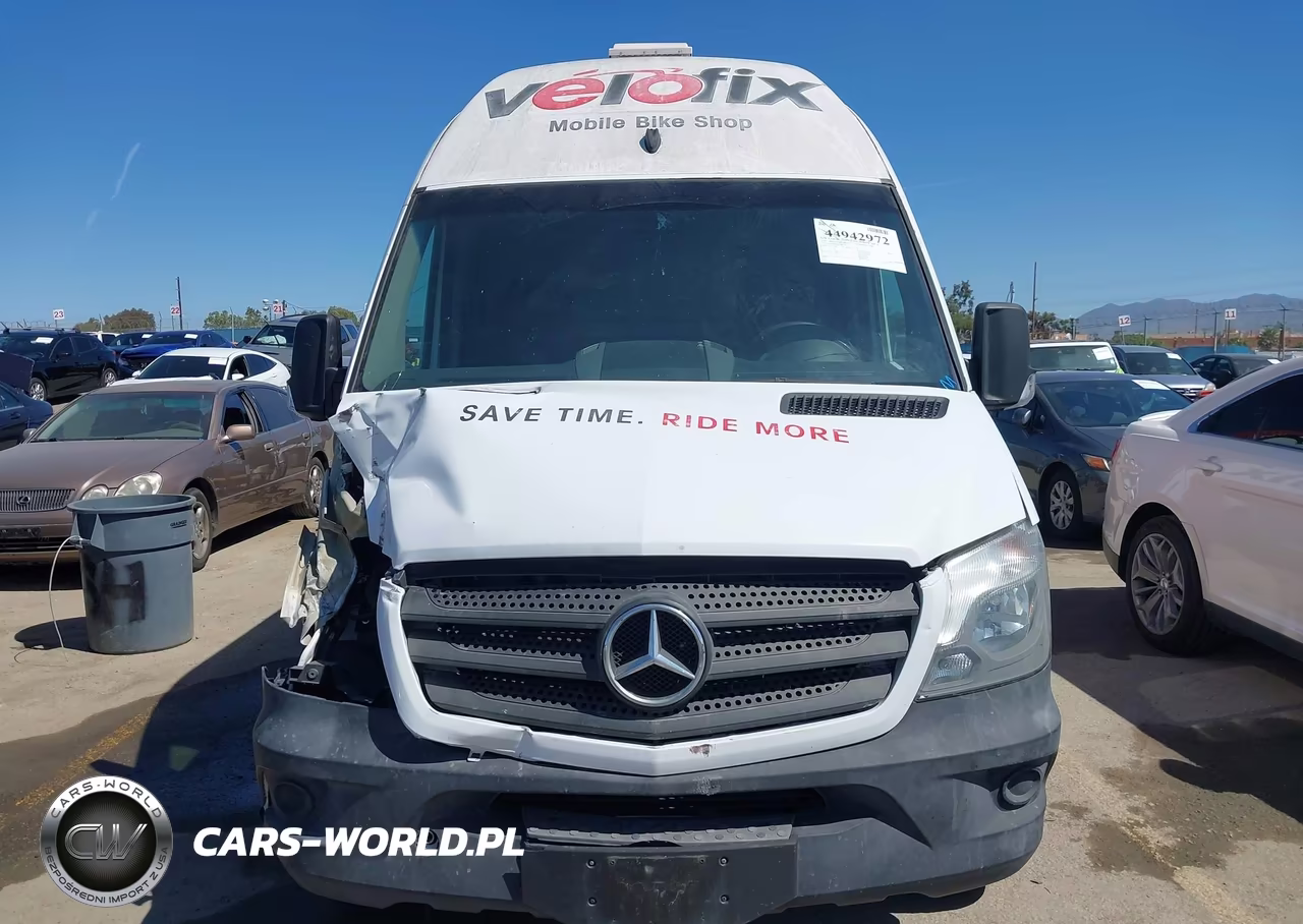 2016 Mercedes-Benz Sprinter 2500 High Roof VIN:WD3PE8DD8GP302529 - 13