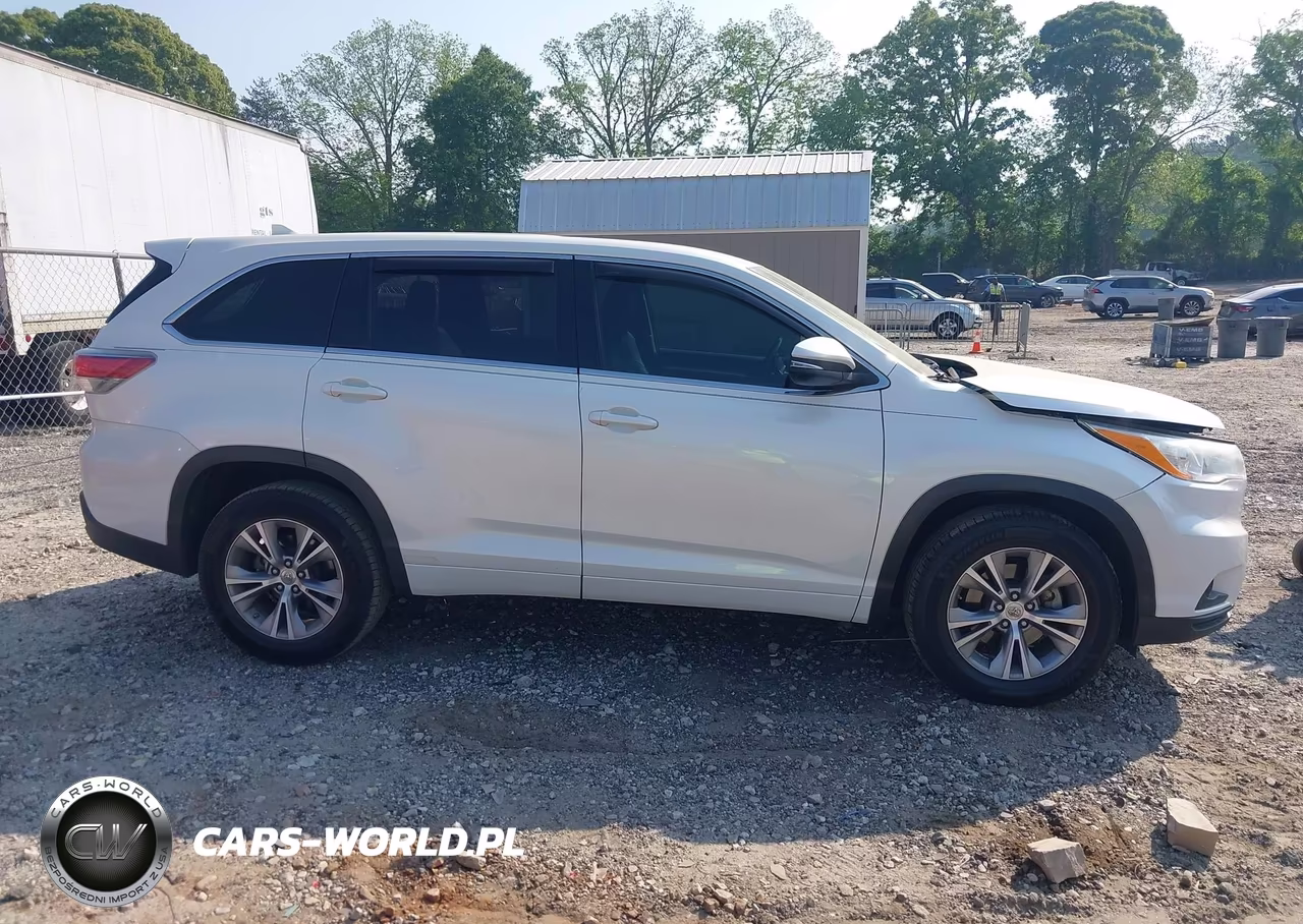 2014 Toyota Highlander Le Plus V6 VIN:5TDZKRFH6ES027338 - 14