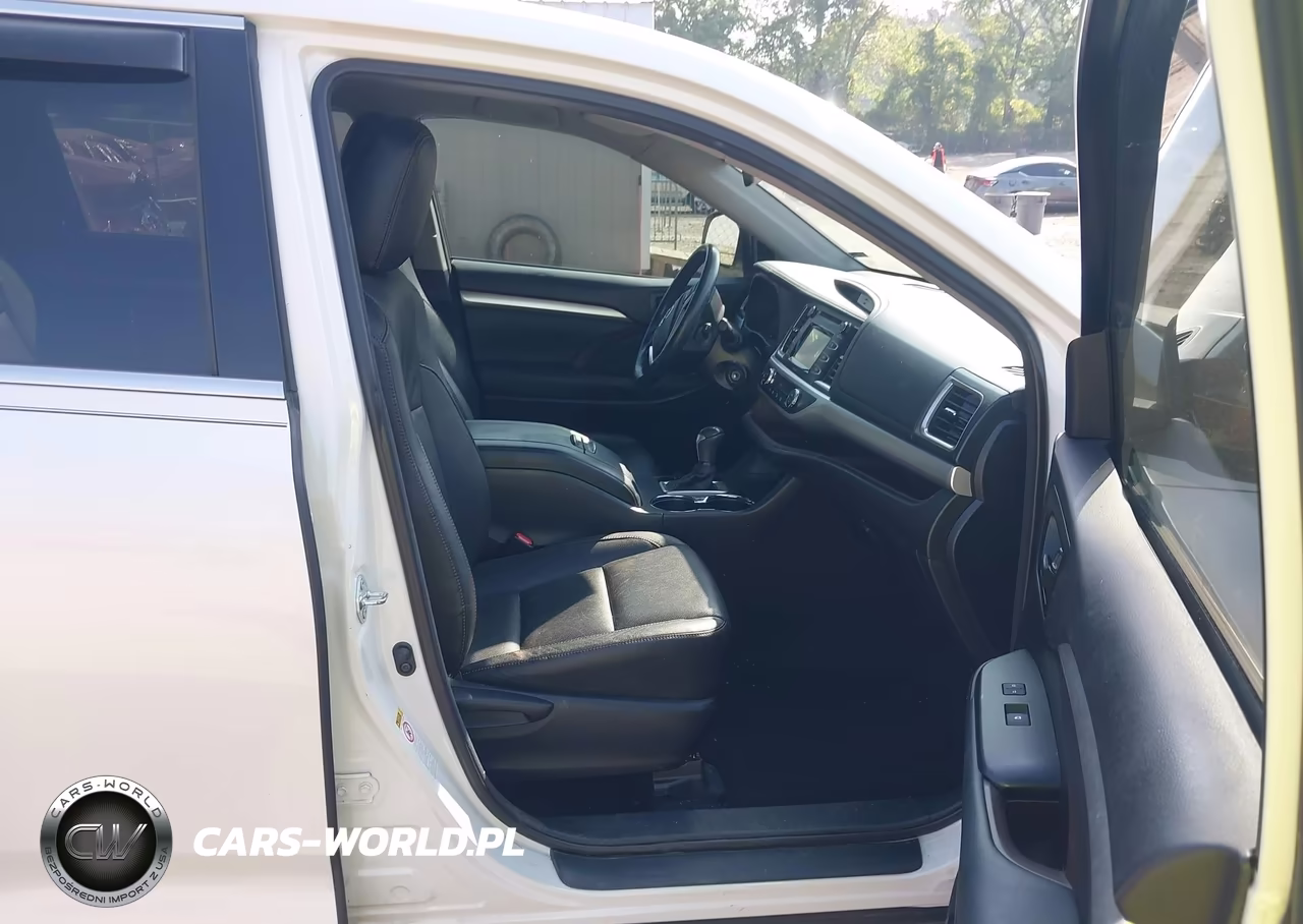 2014 Toyota Highlander Le Plus V6 VIN:5TDZKRFH6ES027338 - 5