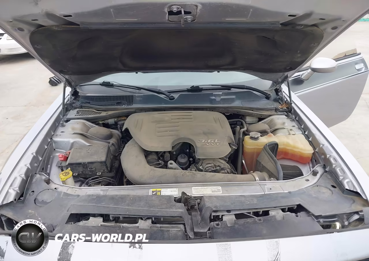 2015 Dodge Challenger Sxt VIN:2C3CDZAG3FH702243 - 10