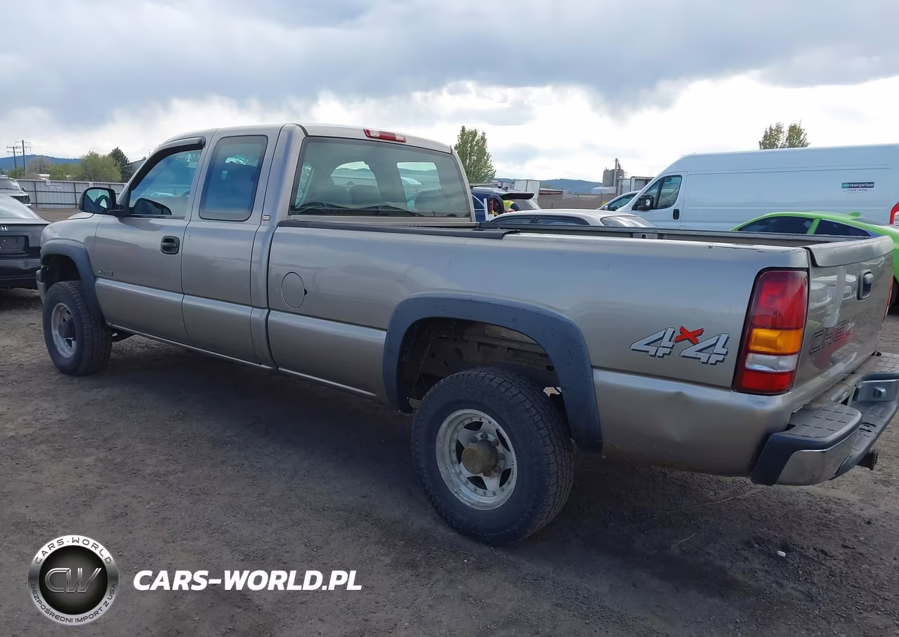 2000 Chevrolet Silverado 2500 VIN:1GCGK29U3YE397258 - 3