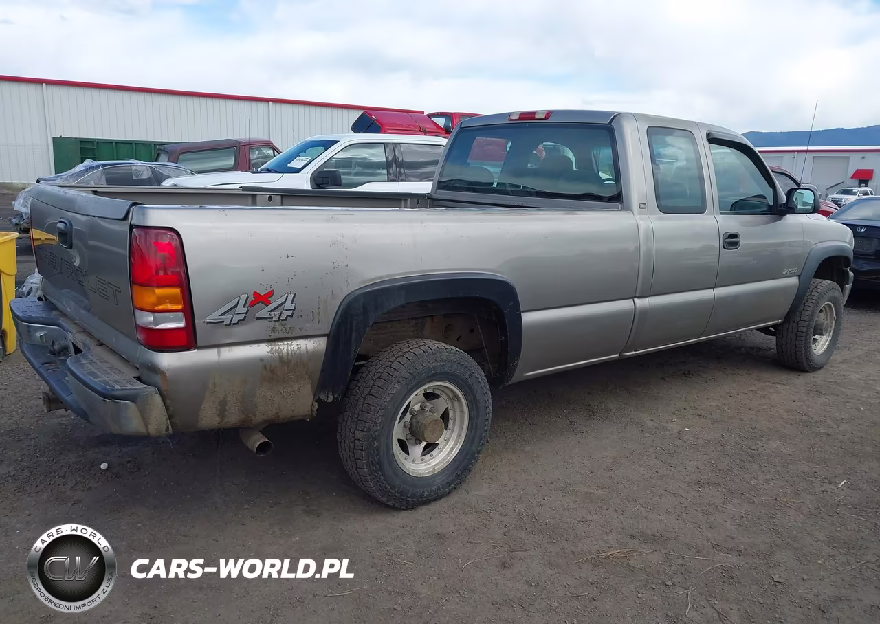 2000 Chevrolet Silverado 2500 VIN:1GCGK29U3YE397258 - 4