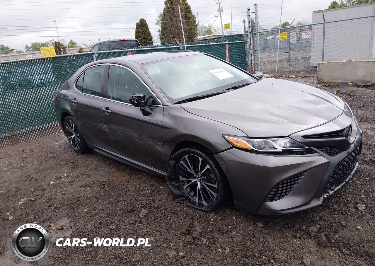 2020 Toyota Camry Se