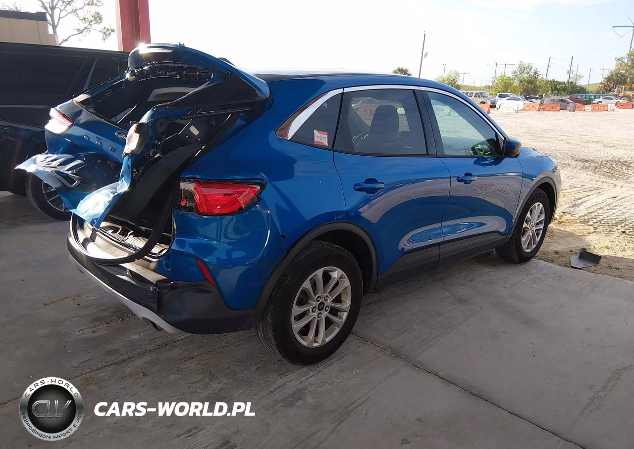 2020 Ford Escape Se VIN:1FMCU0G60LUB23088 - 4