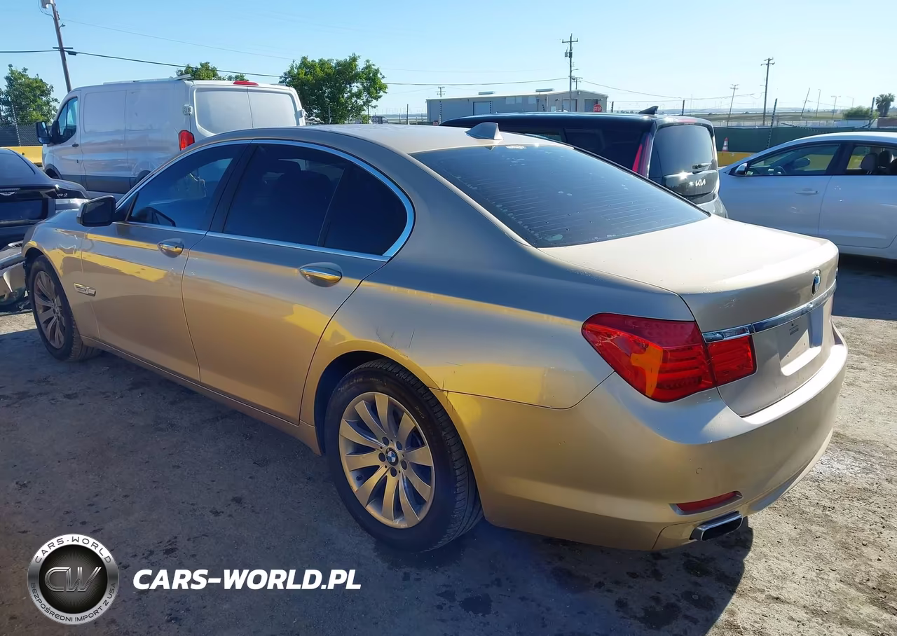 2011 BMW 750I VIN:WBAKA8C58BCY36665 - 3