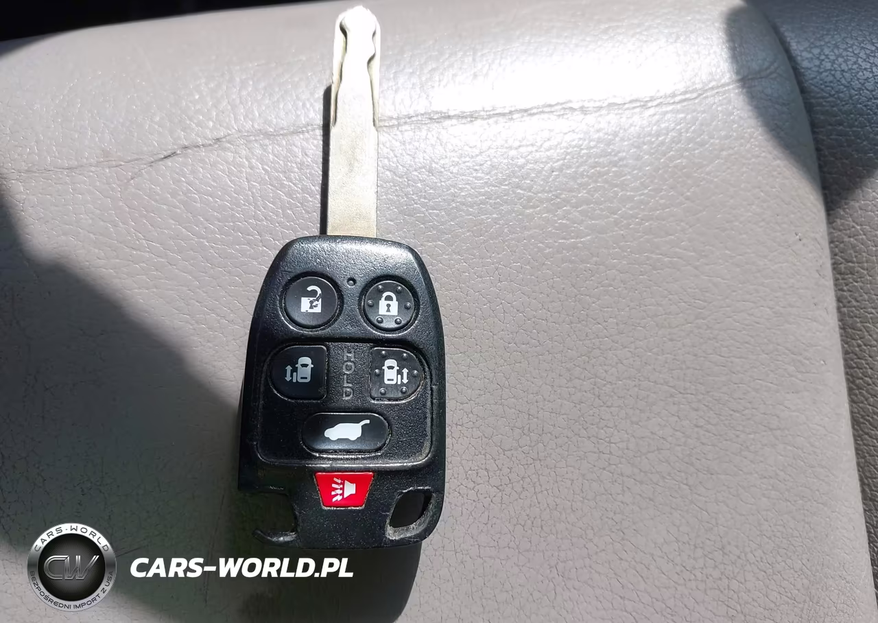 2013 Honda Odyssey Touring-Touring Elite VIN:5FNRL5H94DB068114 - 11
