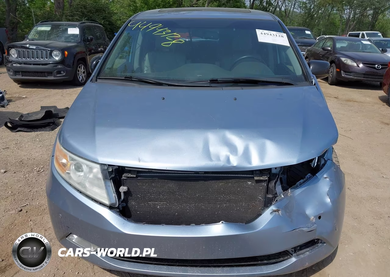 2013 Honda Odyssey Touring-Touring Elite VIN:5FNRL5H94DB068114 - 13