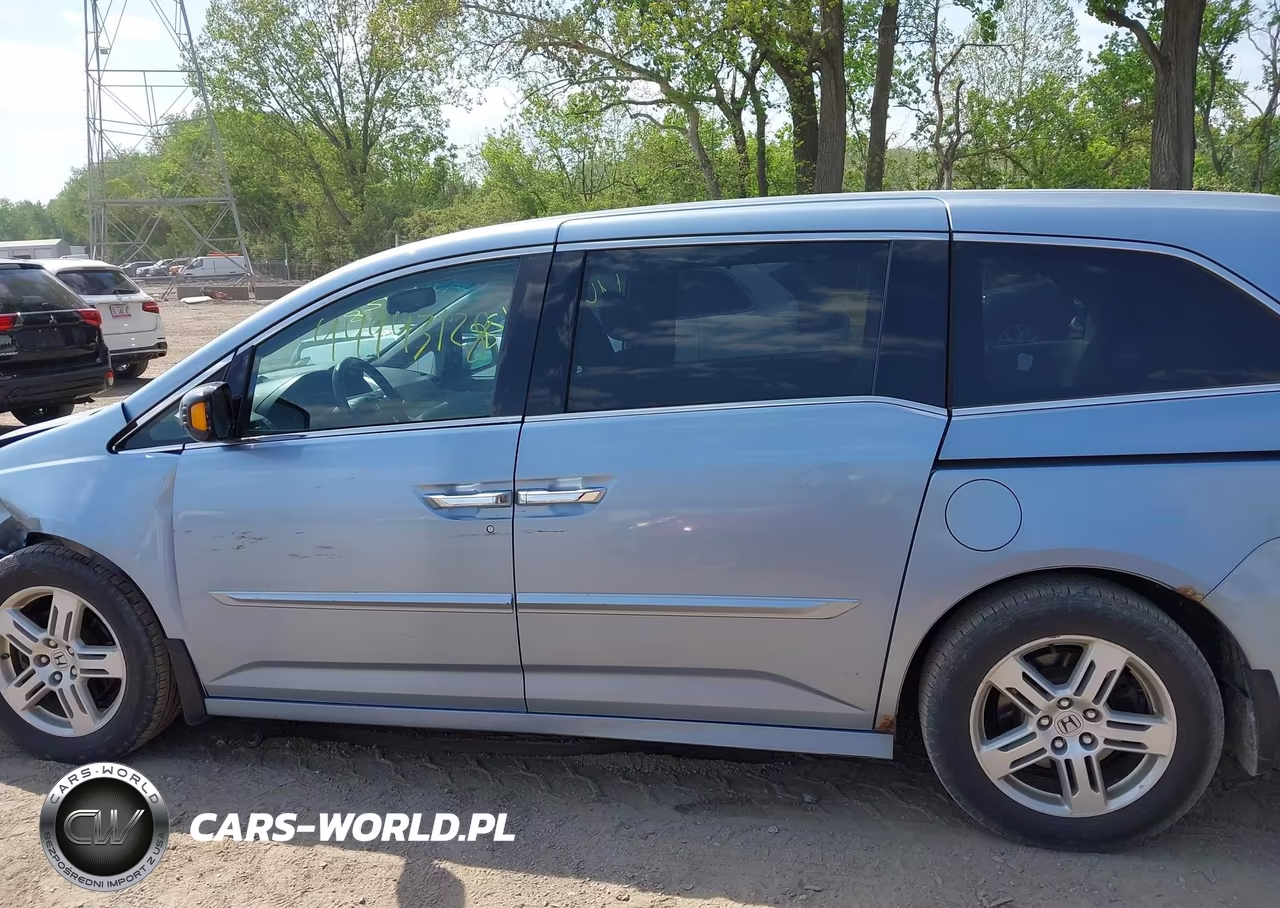 2013 Honda Odyssey Touring-Touring Elite VIN:5FNRL5H94DB068114 - 15