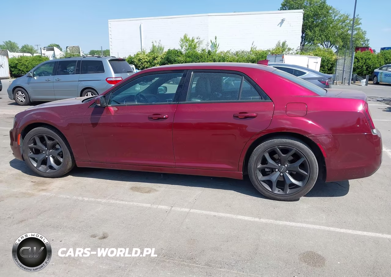 2021 Chrysler 300 300S VIN:2C3CCABG0MH634287 - 14