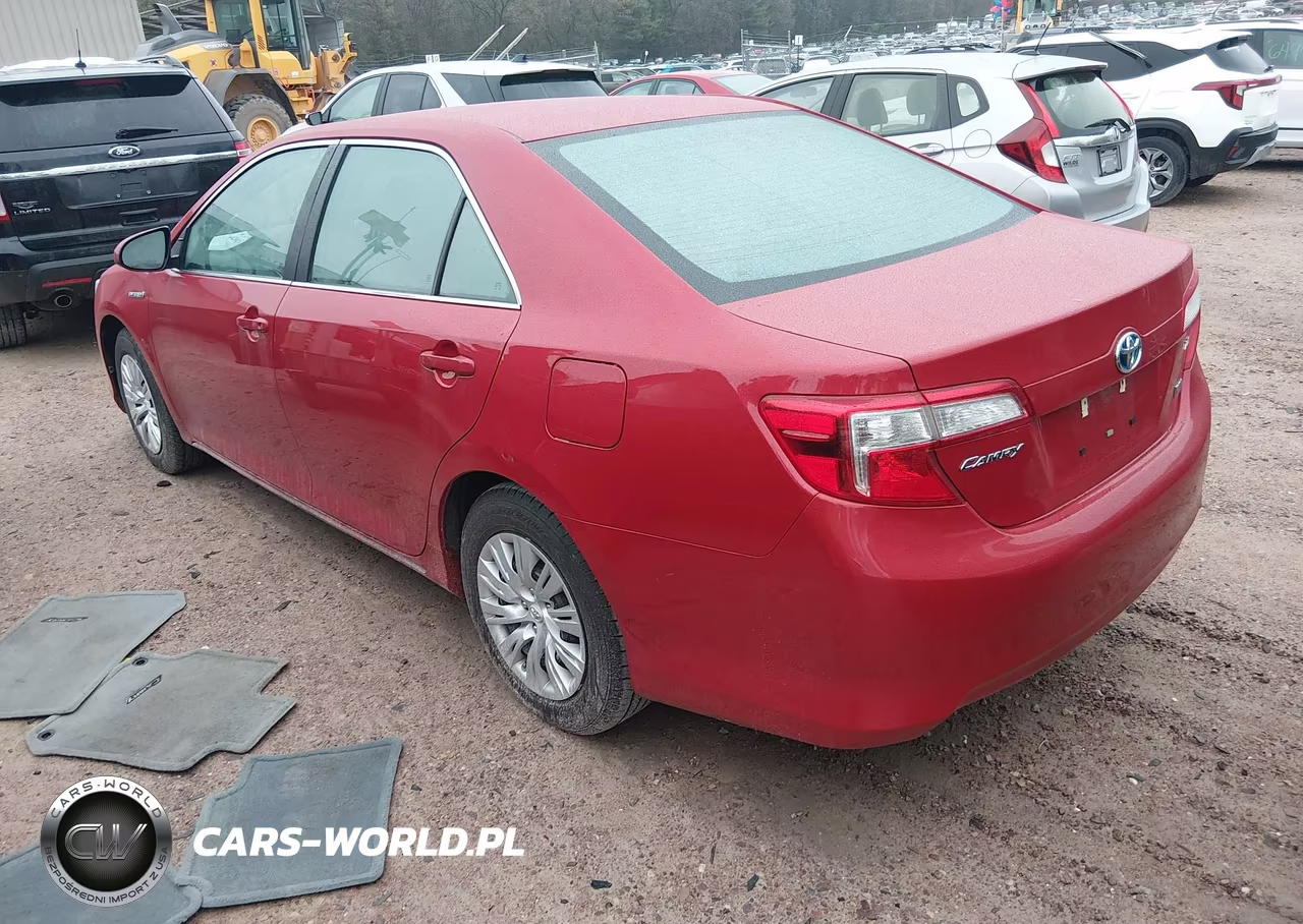 2014 Toyota Camry Hybrid Le VIN:4T1BD1FK9EU124260 - 3