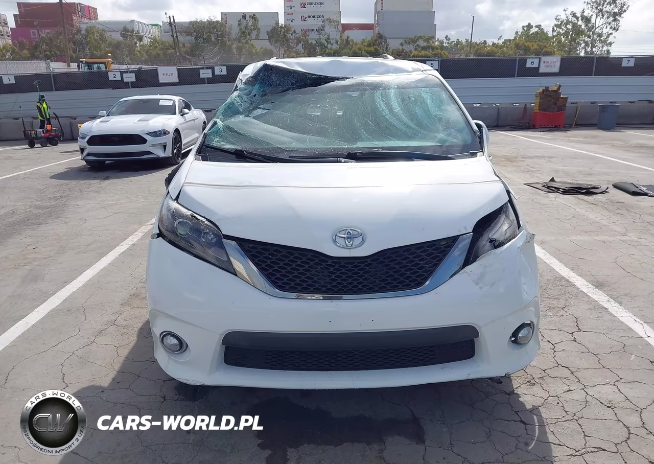 2016 Toyota Sienna Se Premium 8 Passenger VIN:5TDXK3DC6GS725219 - 13