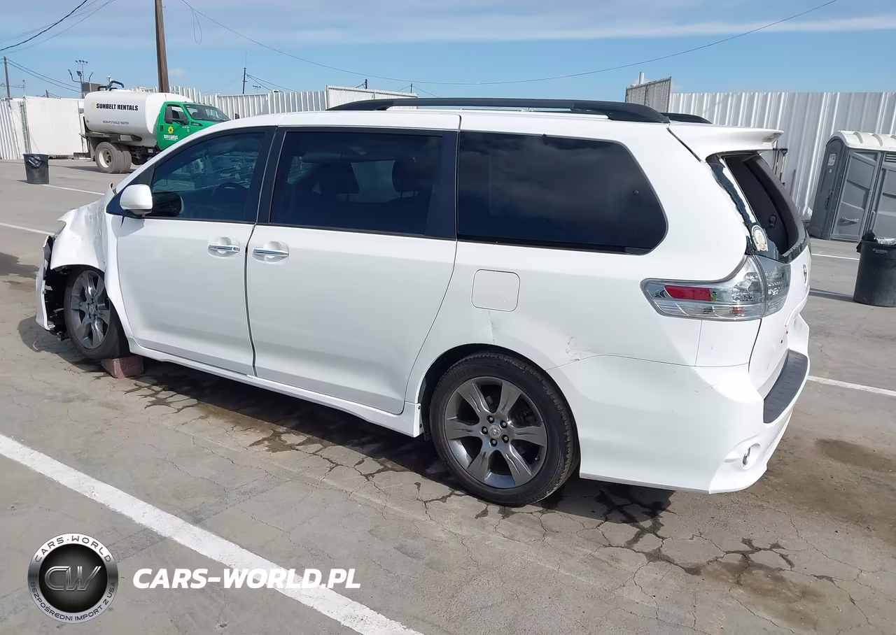 2016 Toyota Sienna Se Premium 8 Passenger VIN:5TDXK3DC6GS725219 - 3
